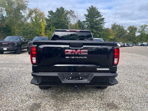 Onyx Black 2026 GMC Sierra 1500 Elevation