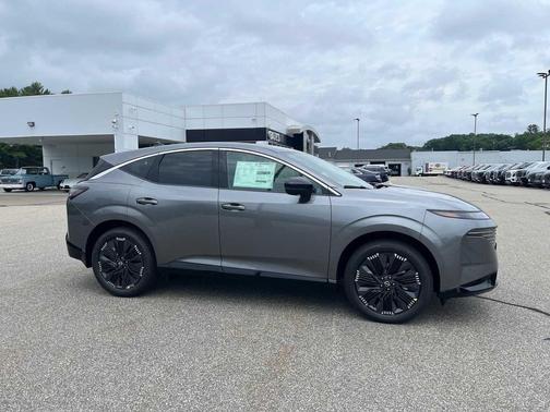 Gun Metallic 2026 Nissan Murano Platinum