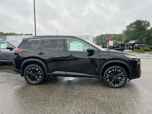 Super Black 2026 Nissan Rogue Dark Armor