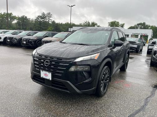 Super Black 2026 Nissan Rogue Dark Armor