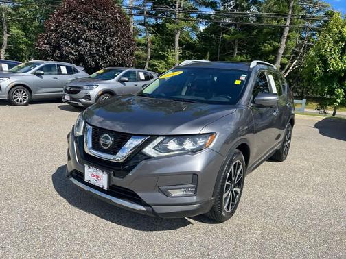 Gun Metallic 2019 Nissan Rogue SL