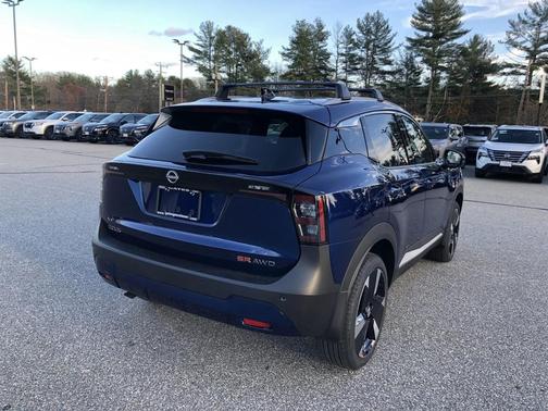 2026 Nissan Kicks SR