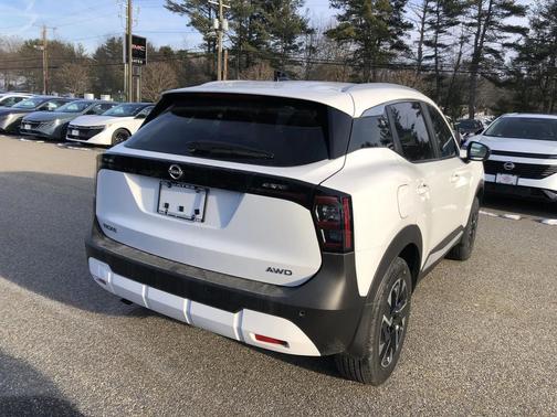 2026 Nissan Kicks SV