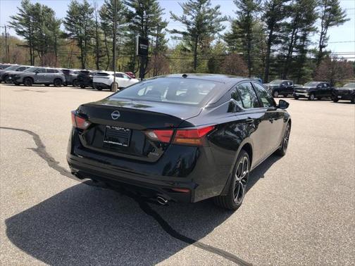 2025 Nissan Altima SR AWD