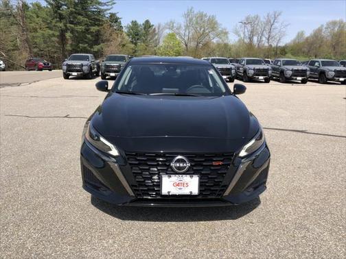 2025 Nissan Altima SR AWD