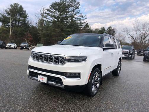 Bright White Clearcoat 2024 Jeep Grand Wagoneer Series III 4x4