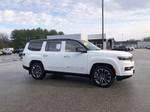 Bright White Clearcoat 2024 Jeep Grand Wagoneer Series III 4x4