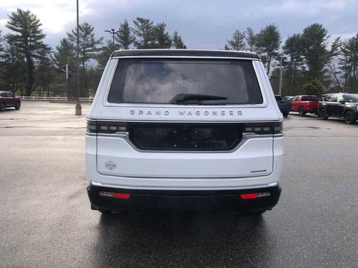 Bright White Clearcoat 2024 Jeep Grand Wagoneer Series III 4x4