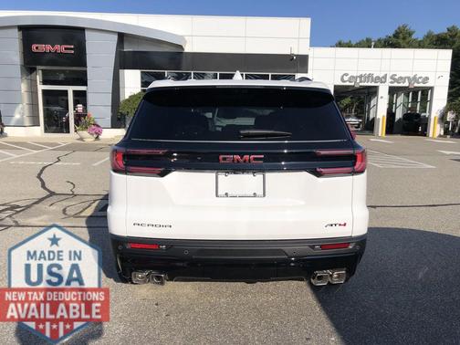 2026 GMC Acadia AWD AT4