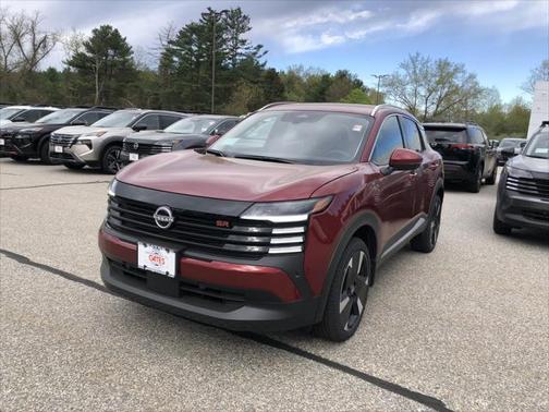 2025 Nissan Kicks SR