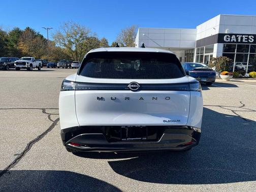 Everest White Pearl Tricoat 2027 Nissan Murano Platinum