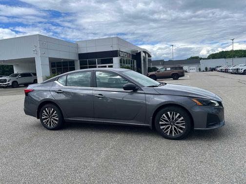 Gun Metallic 2026 Nissan Altima SV AWD