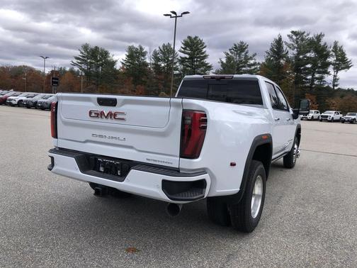 2026 GMC Sierra 3500 Denali