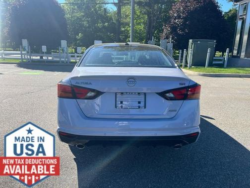 Gray SKY Pearl SUP 2026 Nissan Altima SR AWD