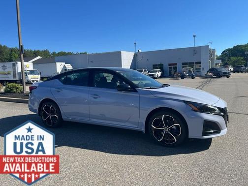 Gray SKY Pearl SUP 2026 Nissan Altima SR AWD