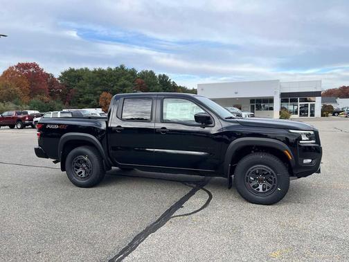Super Black 2027 Nissan Frontier PRO-4X