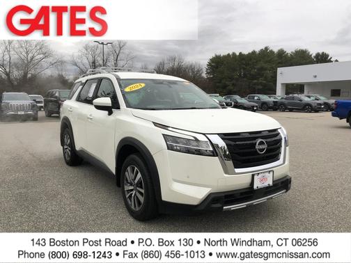 2024 Nissan Pathfinder SL 4WD