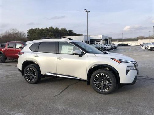 2025 Nissan Rogue Platinum