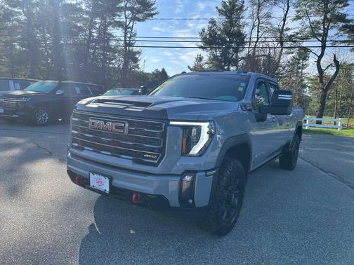 Thunderstorm Gray 2024 GMC Sierra 2500 AT4