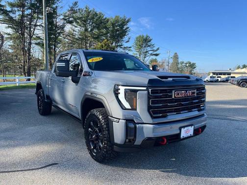 Thunderstorm Gray 2024 GMC Sierra 2500 AT4