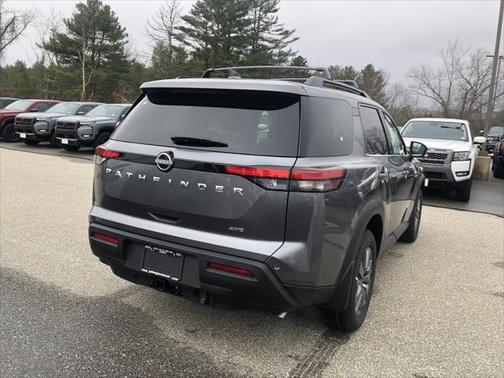 2025 Nissan Pathfinder SV 4WD