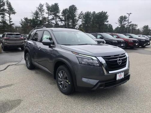 2025 Nissan Pathfinder SV 4WD