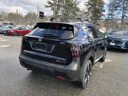 2026 Nissan Kicks SR