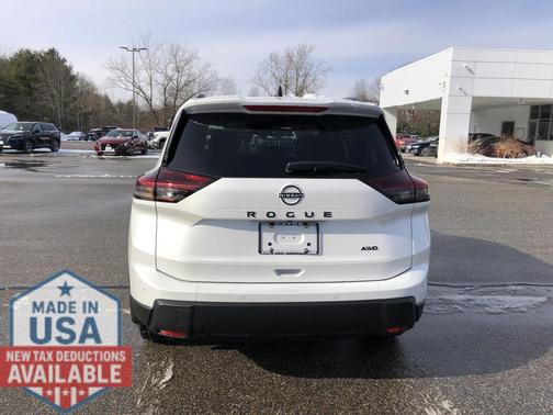 2026 Nissan Rogue Dark Armor