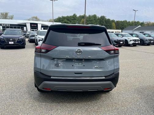 Boulder Gray Pearl 2021 Nissan Rogue SL