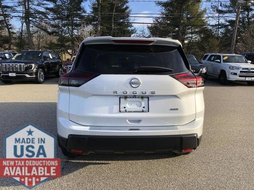 2026 Nissan Rogue SV