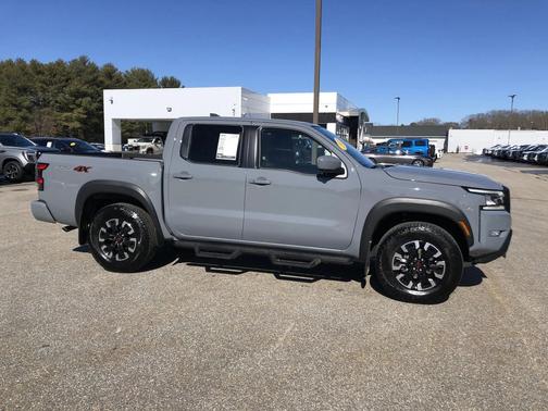 2023 Nissan Frontier PRO-4X