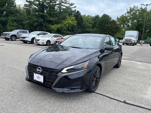 Super Black 2026 Nissan Altima SV AWD