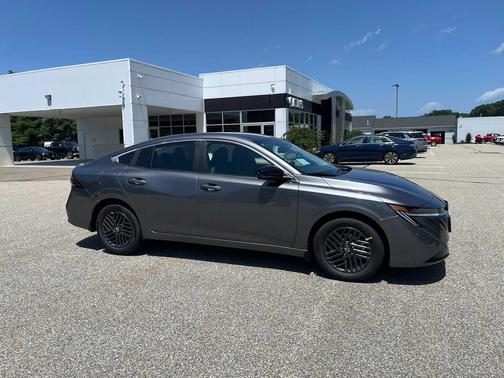 Gun Metallic 2026 Nissan Sentra SV