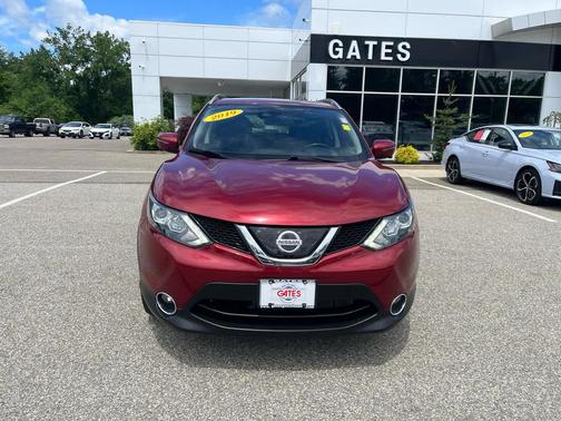 Scarlet Ember Tintcoat 2019 Nissan Rogue Sport SL