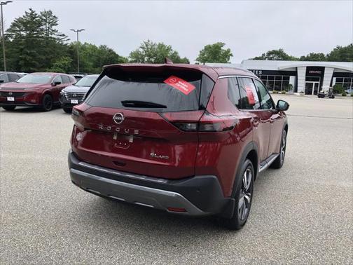 2022 Nissan Rogue SL