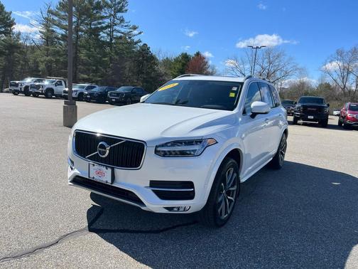 2018 Volvo XC90 T5 Momentum