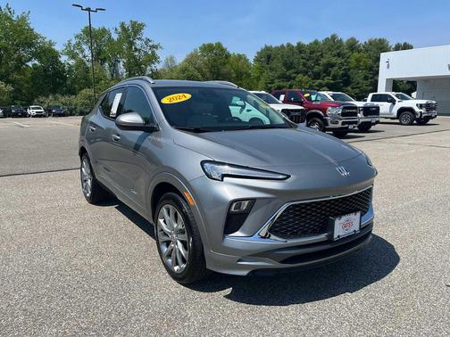 Moonstone Gray Metallic 2024 Buick Encore GX Avenir