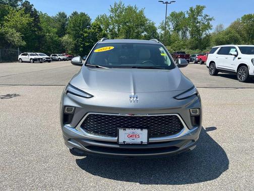 Moonstone Gray Metallic 2024 Buick Encore GX Avenir