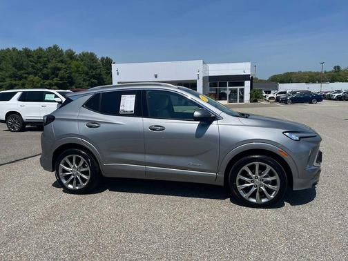 Moonstone Gray Metallic 2024 Buick Encore GX Avenir