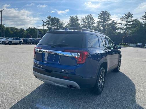 Ultra Blue Metallic 2023 GMC Acadia AWD SLE