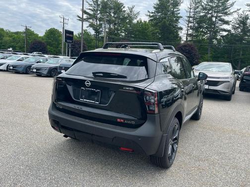 Super Black 2026 Nissan Kicks SR