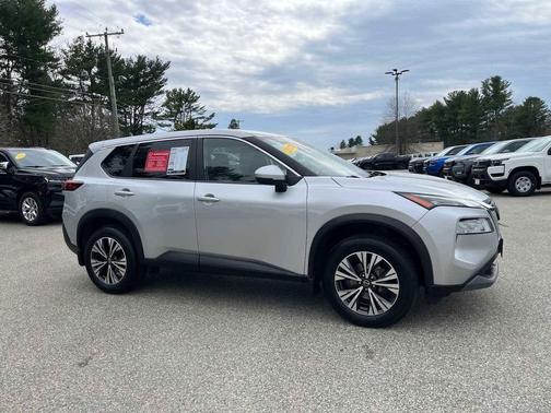 Brilliant Silver Metallic 2023 Nissan Rogue SV