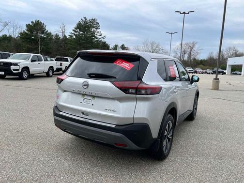 Brilliant Silver Metallic 2023 Nissan Rogue SV
