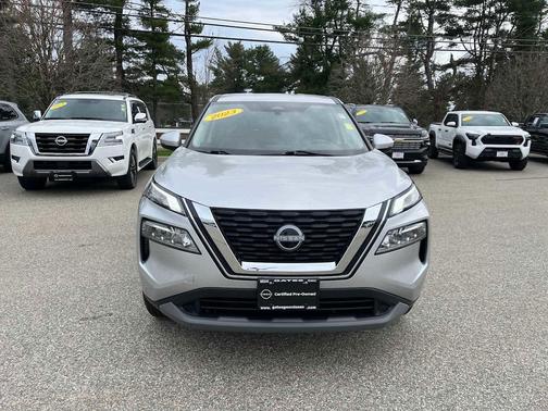 Brilliant Silver Metallic 2023 Nissan Rogue SV