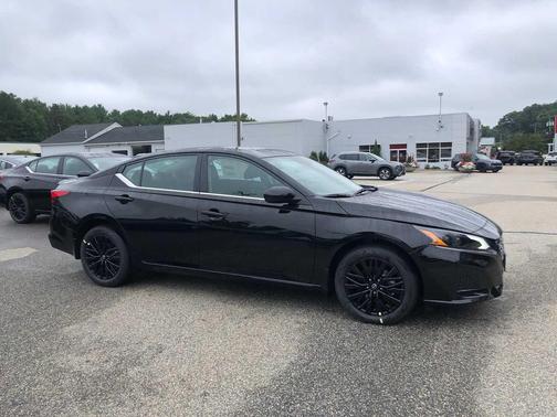 Super Black 2026 Nissan Altima SV AWD