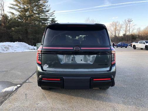 Alpine Metallic/Super Black 2026 Nissan Armada PRO-4X