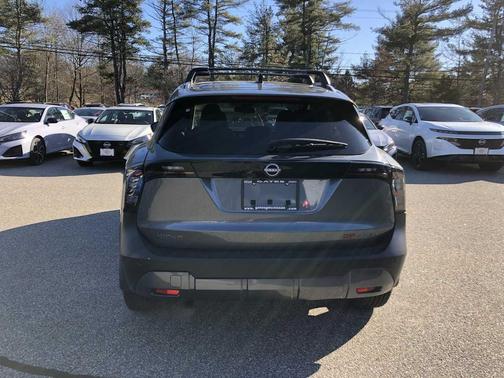 Gun Metallic 2026 Nissan Kicks SR