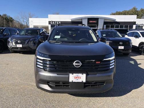 Gun Metallic 2026 Nissan Kicks SR