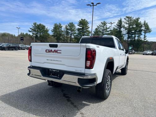 Summit White 2026 GMC Sierra 3500 SLE