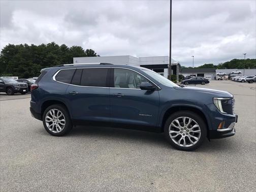 2025 GMC Acadia Denali